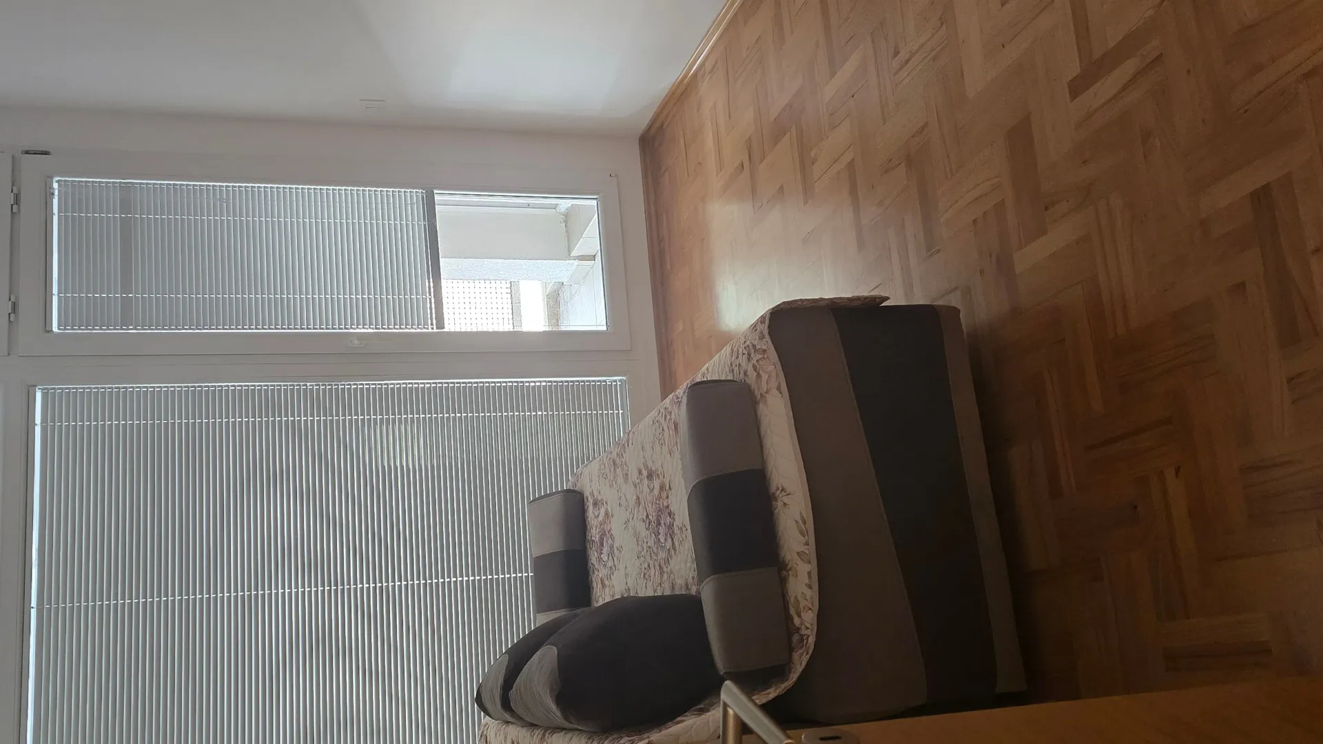Izdavanje, dvosoban stan, 72m², Dubovica, Budva