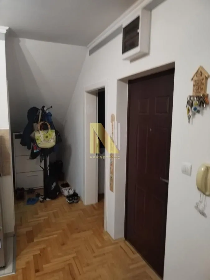 Prodaja, dvosoban stan, 52m², Podbara, Novi Sad Sve Podlokacije