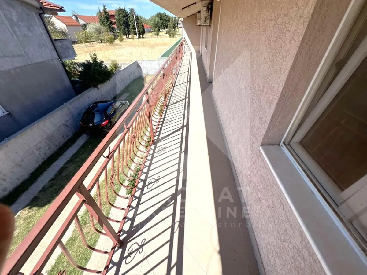 Rent, one bedroom apartment, 47m², Zlatica, Podgorica