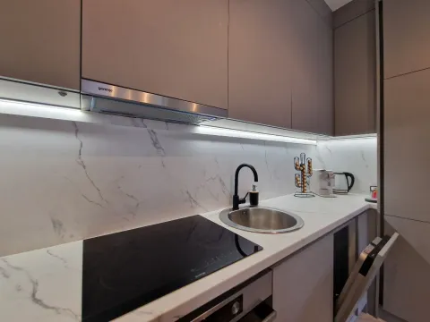 Izdavanje, jednosoban stan, 50m², Budva, Crna Gora - image 16