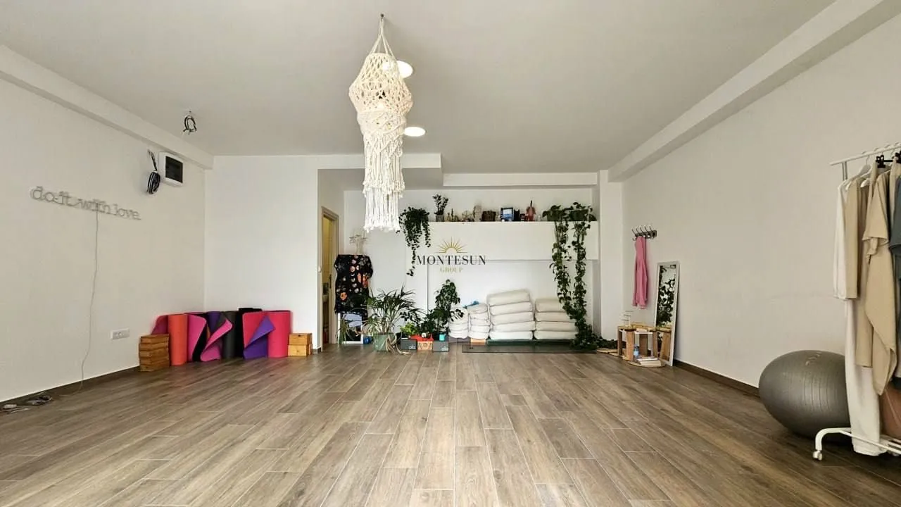 Rent, office space, 38m², Centar, Budva