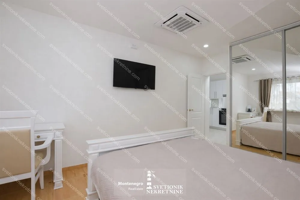 Prodaja, dvosoban stan, 98m², Igalo, Herceg Novi