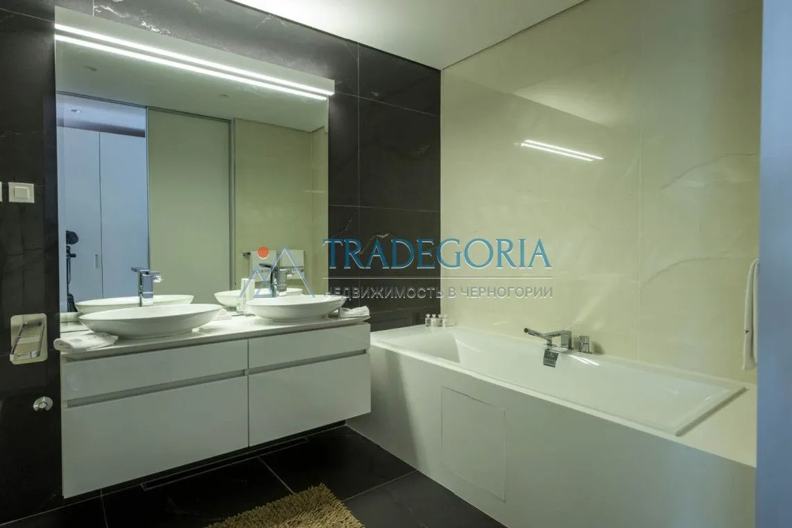 Prodaja, jednosoban stan, 95m², Budva, Crna Gora