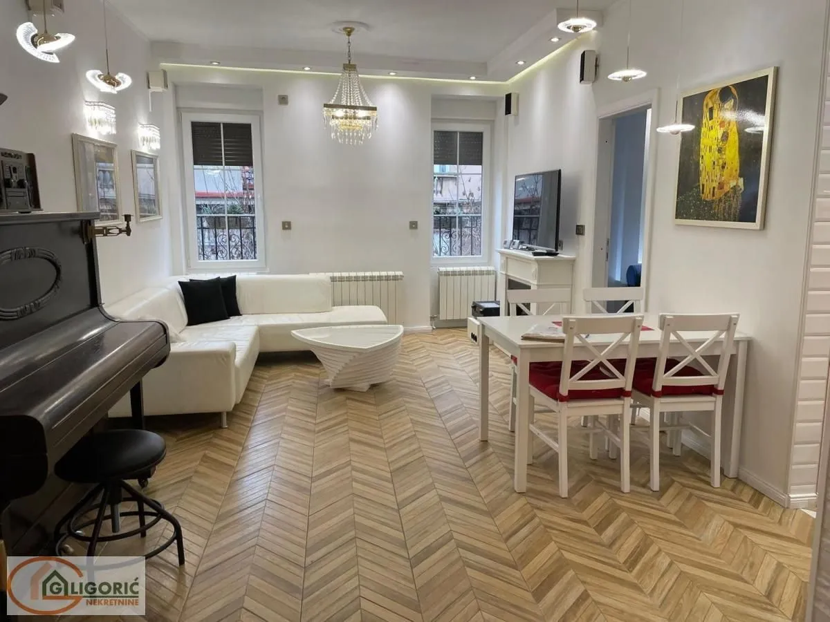 Prodaja, trosoban stan, 69m², Stari Grad, Beograd