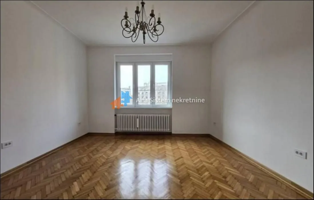 Izdavanje, stan, 136m², Stari Grad, Beograd
