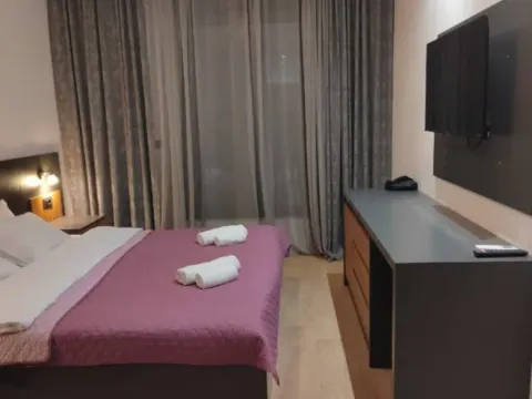 Rent, house, 1000m², Bečići, Budva - image 9