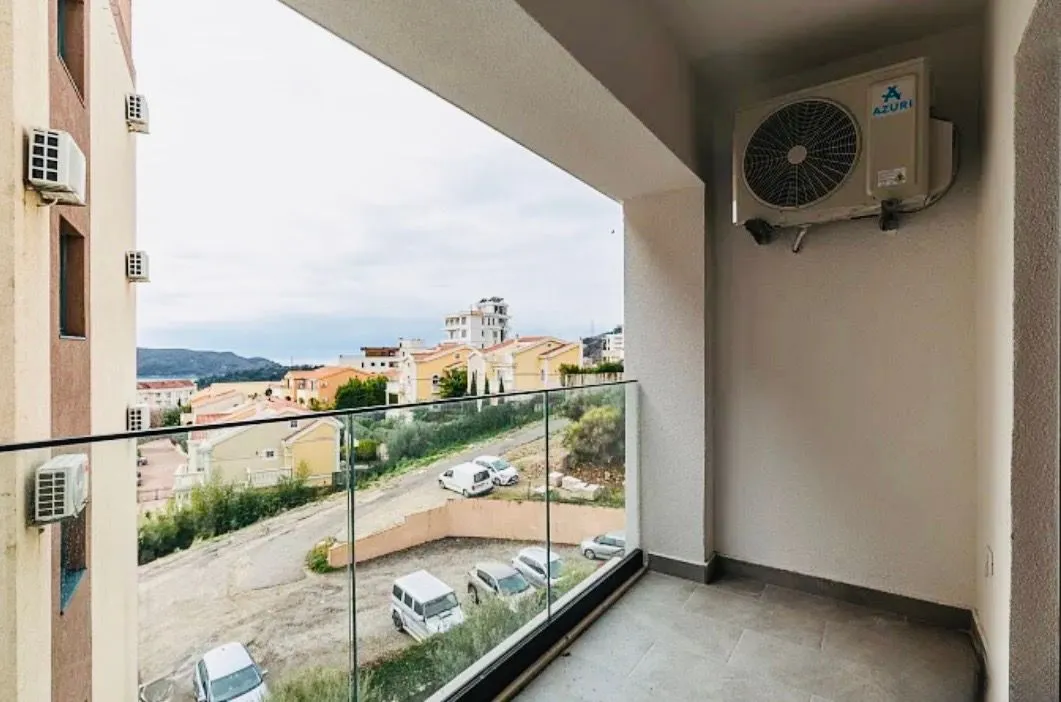 Prodaja, jednosoban stan, 64m², Bečići, Budva