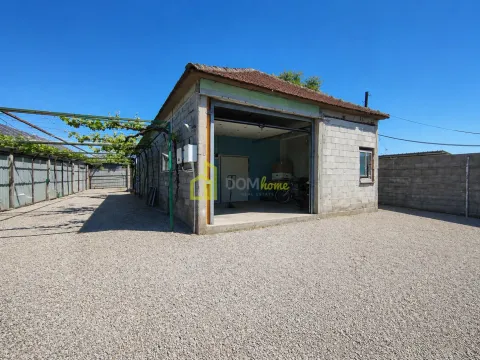 Poslovni prostor in Zeta