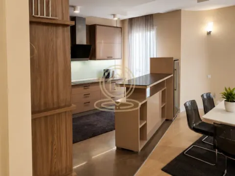Rent, four bedroom apartment, 180m², Vračar Hram, Vračar Sve Podlokacije - image 2