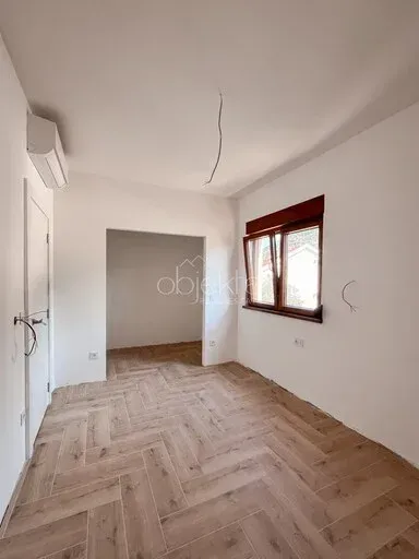 Prodaja, stan, 72m², Tivat, Crna Gora