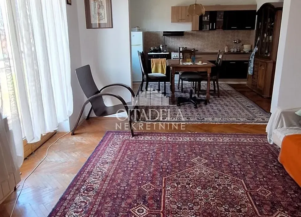 Sale, house, 400m², Kaludjerica, Grocka