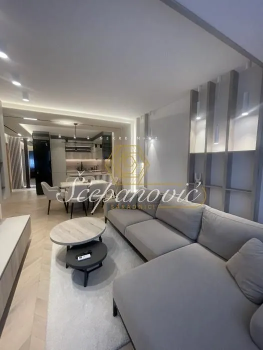 Izdavanje, dvosoban stan, 52m², Grbavica, Novi Sad Sve Podlokacije