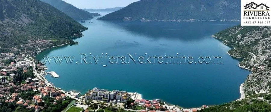 Prodaja, dvosoban stan, 88m², Risan, Kotor