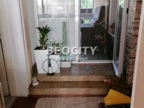 Prodaja, četvorosoban stan, 105m², Novo naselje, Novi Sad - image 12