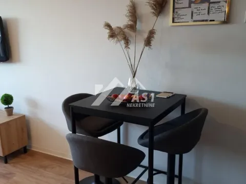Prodaja, stan, 29m², Bulevar Oslobodjenja, Novi Sad Sve Podlokacije - image 3