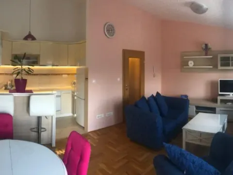 Izdavanje, dvosoban stan, 61m², Zabjelo, Podgorica - image 8