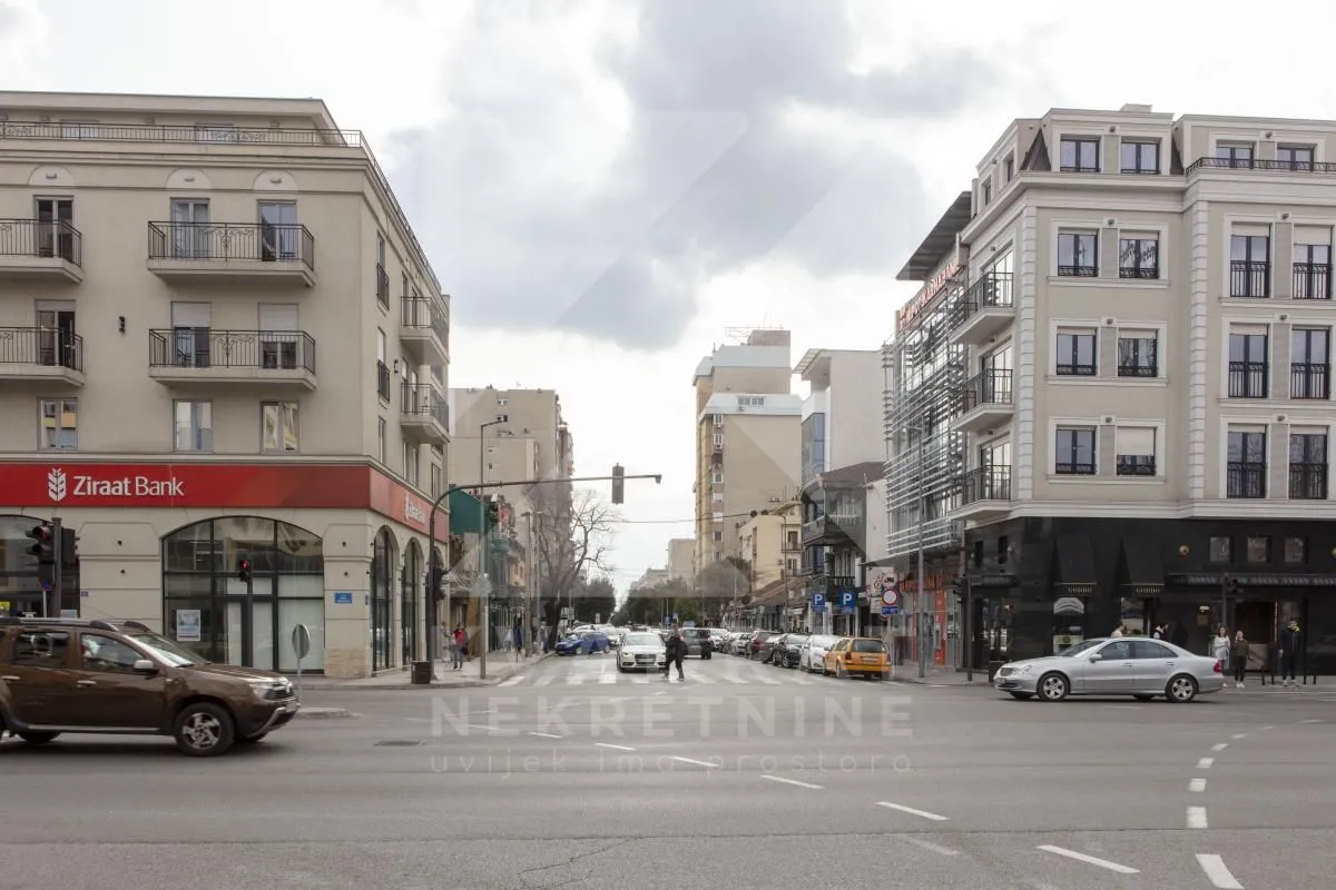 Rent, office space, 240m², Centar, Podgorica