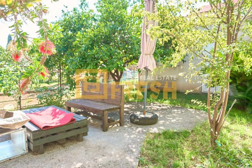 Prodaja, kuća, 300m², Zabjelo, Podgorica
