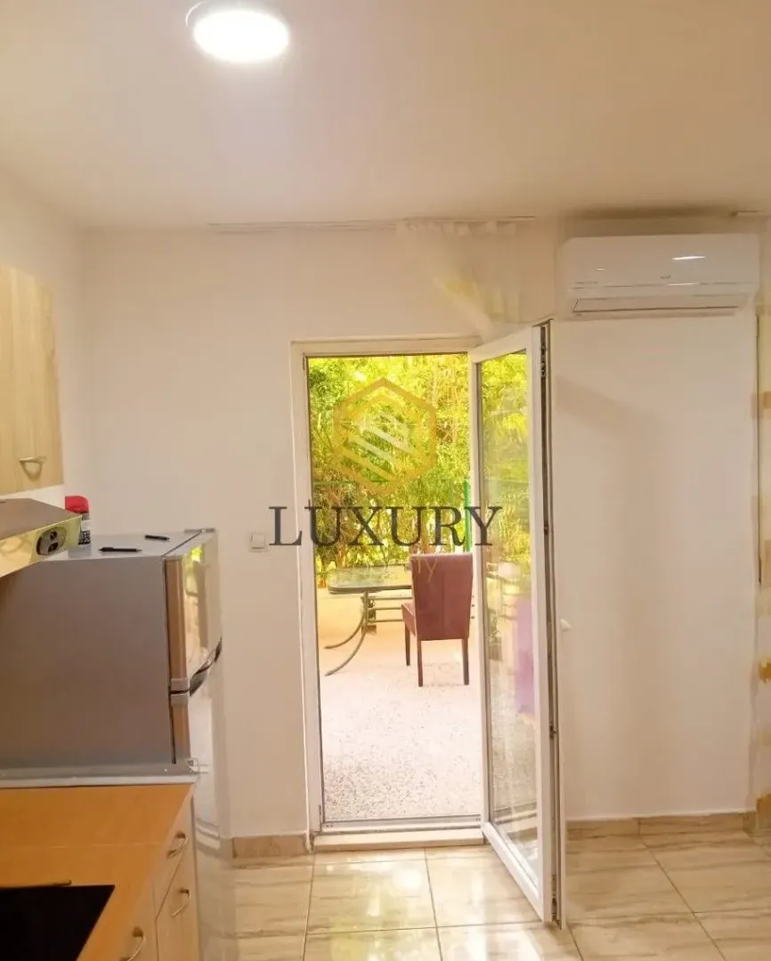 Izdavanje, jednosoban stan, 45m², Zabjelo, Podgorica