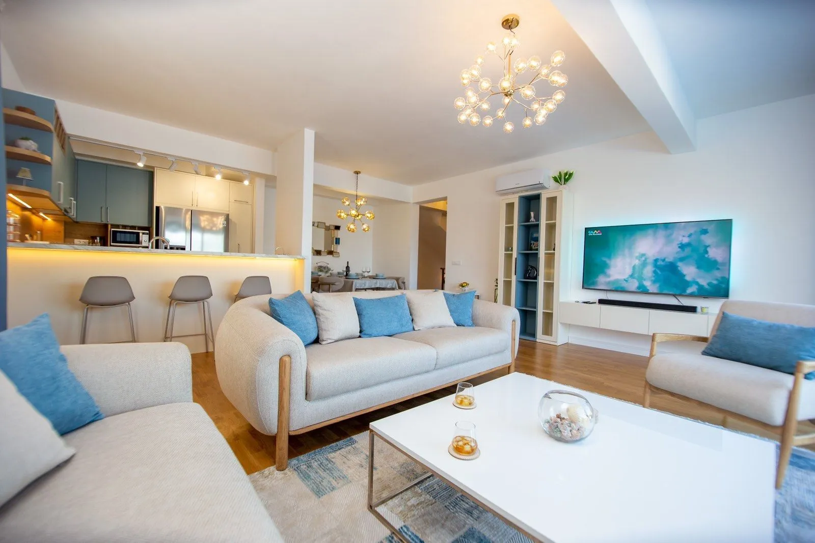 Rent, house, 250m², Budva, Crna Gora