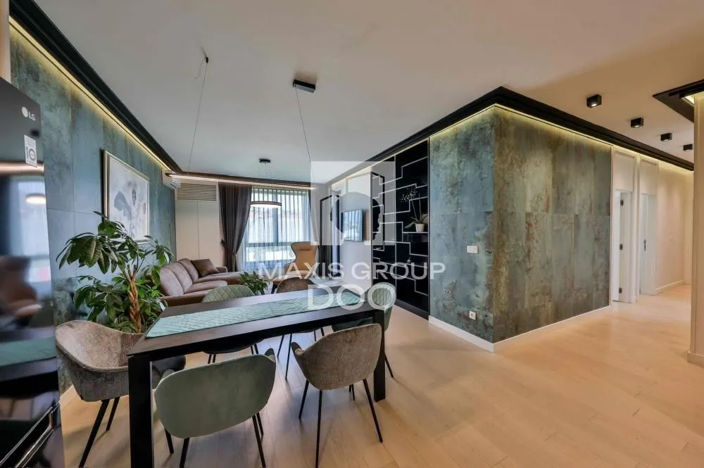 Rent, four bedroom apartment, 118m², Savski Venac, Beograd