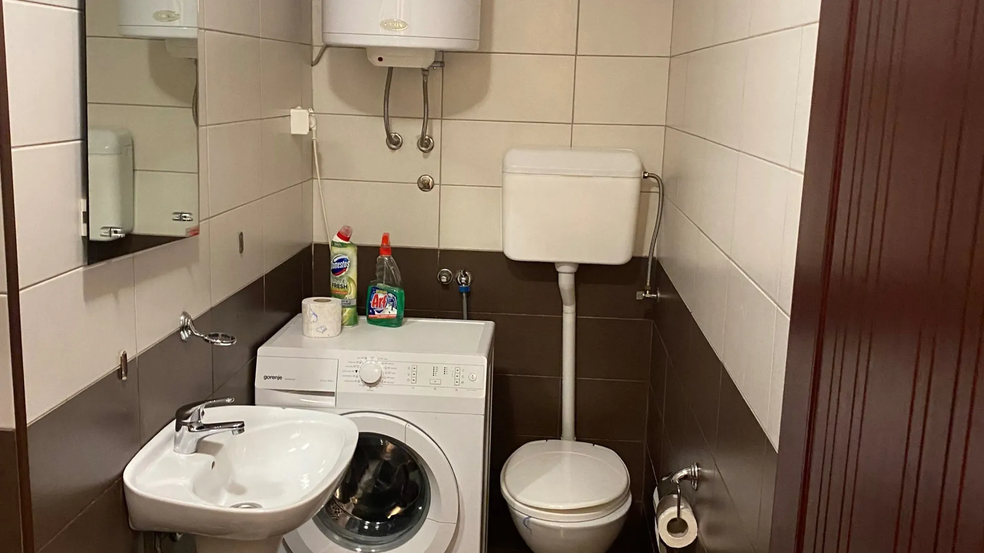 Izdavanje, dvosoban stan, 63m², Kruševac, Podgorica