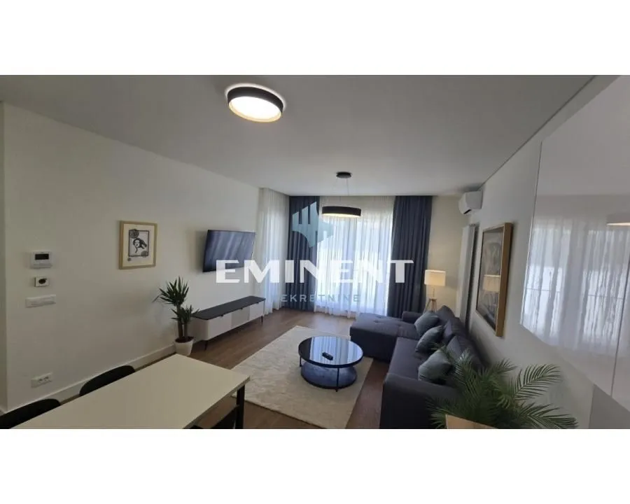 Izdavanje, dvosoban stan, 52m², Banovo Brdo, Beograd