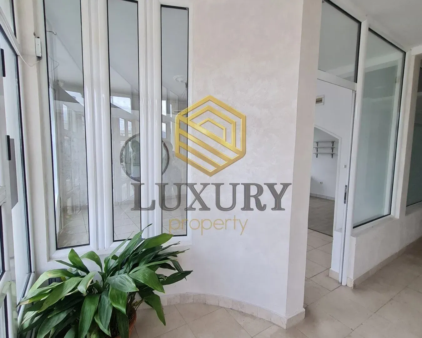 Rent, office space, 38m², Centar, Podgorica