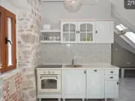 Izdavanje, dvosoban stan, 60m2, Stari Grad Kotor, Kotor