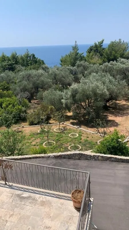 Sale, three bedroom apartment, 119m², Sveti Stefan, Budva
