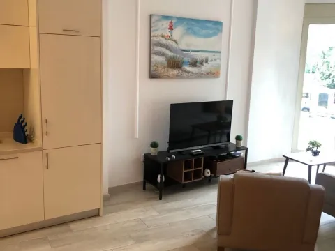 Izdavanje, jednosoban stan, 55m², Centar, Budva - image 4