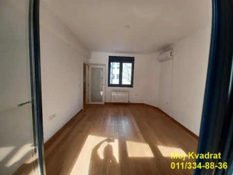 Rent, office space, 84m², Kalenić Pijaca, Vračar Sve Podlokacije - image 5