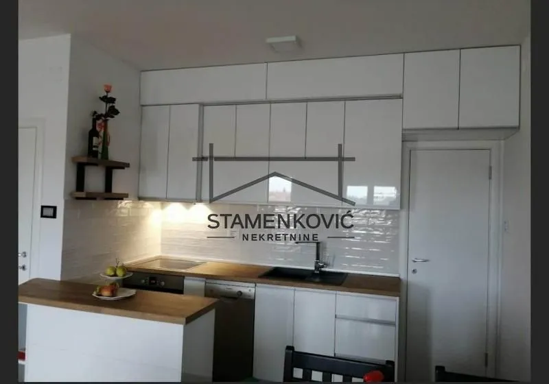Prodaja, četvorosoban stan, 86m², Veternička rampa, Novi Sad Sve Podlokacije