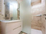 Sale, two bedroom apartment, 89m², Tree cane, Budva - image 13