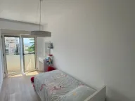 Izdavanje, trosoban stan, 90m², Bečići, Budva - image 4