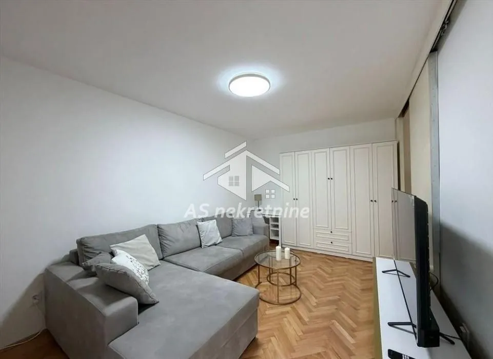 Rent, apartment, 41m², Crveni Krst, Beograd