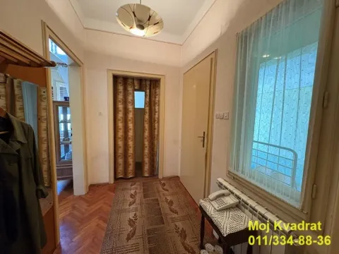 Izdavanje, kuća, 142m², Centar, Pančevo - image 10