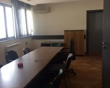 Izdavanje, poslovni prostor, 705m², Zemun Gornji Grad, Zemun Sve Podlokacije - image 4