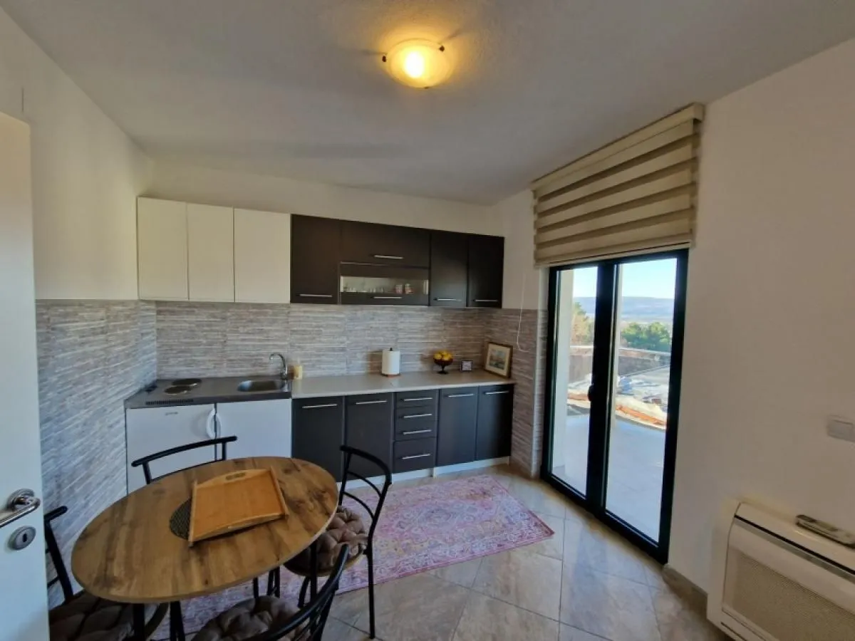 Rent, house, 130m², Mrčevac, Tivat