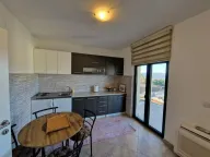 Izdavanje, kuća, 130m², Mrčevac, Tivat - image 7