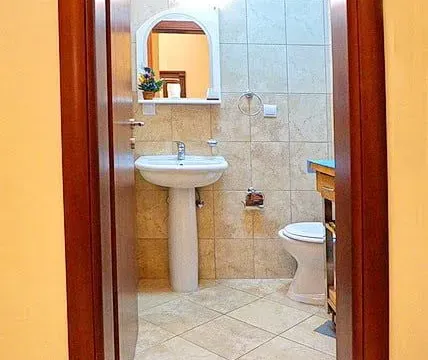 Sale, apartment, 141m², Stoliv, Kotor - image 11