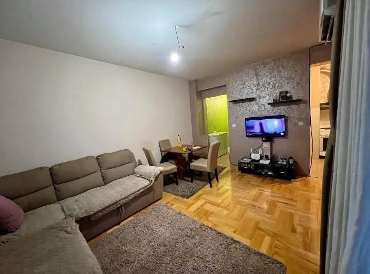 Prodaja, jednosoban stan, 46m², Stari Aerodrom, Podgorica