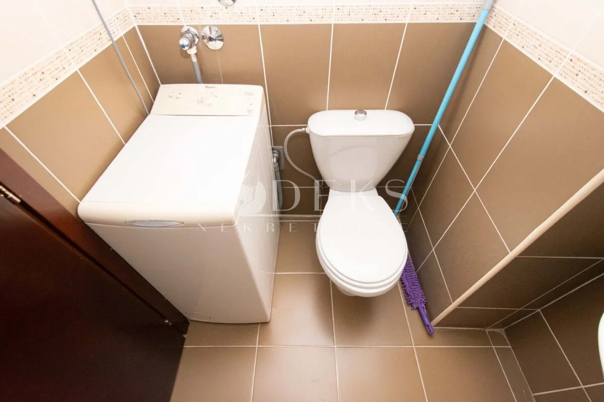 Izdavanje, jednosoban stan, 46m², Blok 6, Podgorica