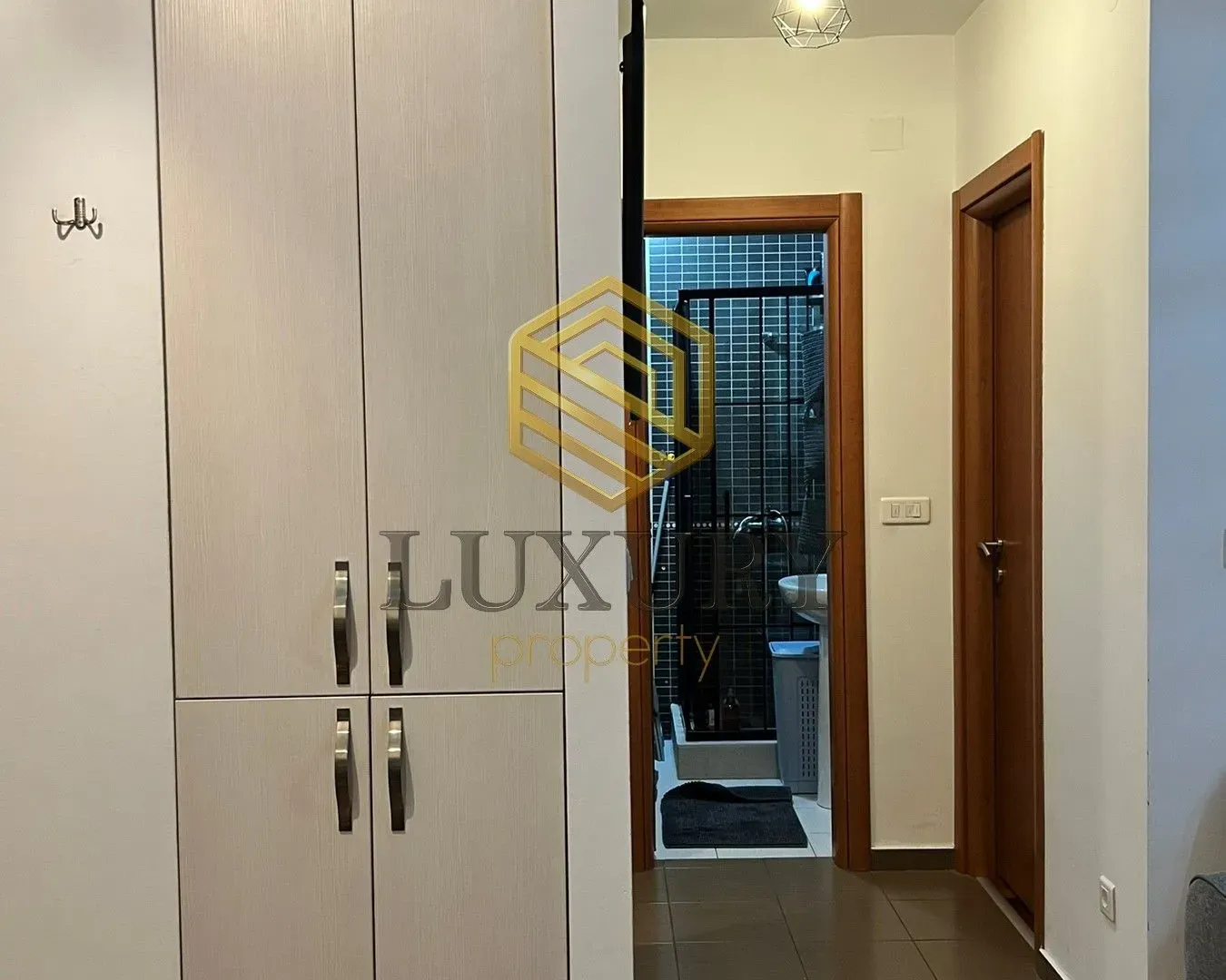 Prodaja, jednosoban stan, 58m², Central Point, Podgorica