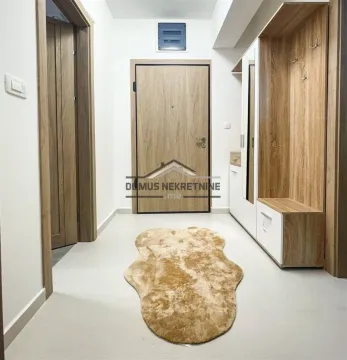 Izdavanje, dvosoban stan, 70m², Master Kvart, Podgorica - image 16