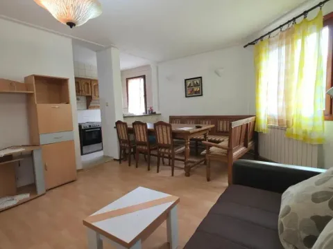 Sale, three bedroom apartment, 71m², Zemun Centar, Zemun Sve Podlokacije - image 3