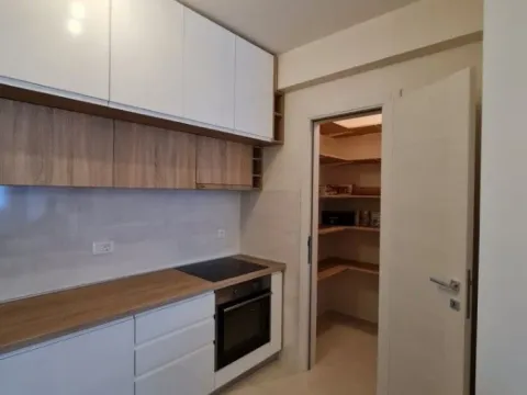 Izdavanje, jednosoban stan, 51m², Central Point, Podgorica - image 5