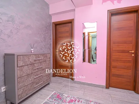 Rent, two bedroom apartment, 79m², City Kvart, Podgorica - image 5