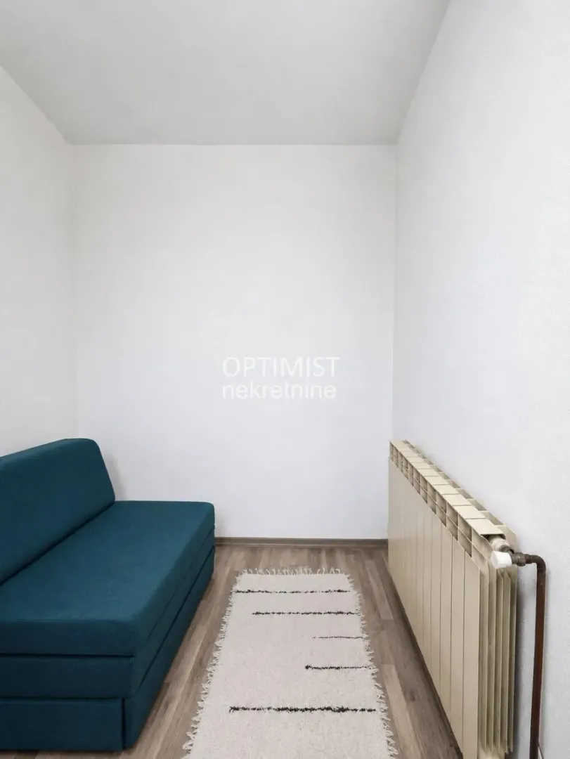 Prodaja, jednosoban stan, 33m², Labudovo Brdo, Beograd