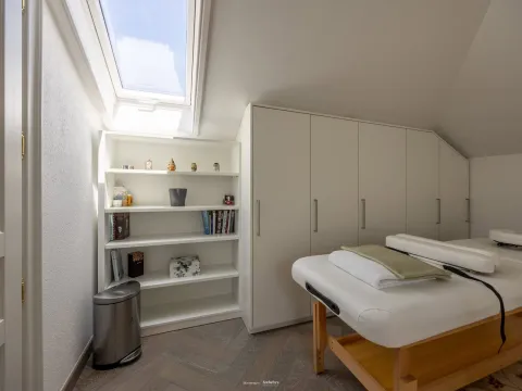 Rent, house, 587m², Dobrota, Kotor - image 23